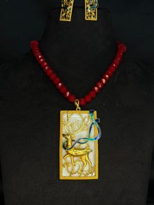 Hiran Meenakari pendant