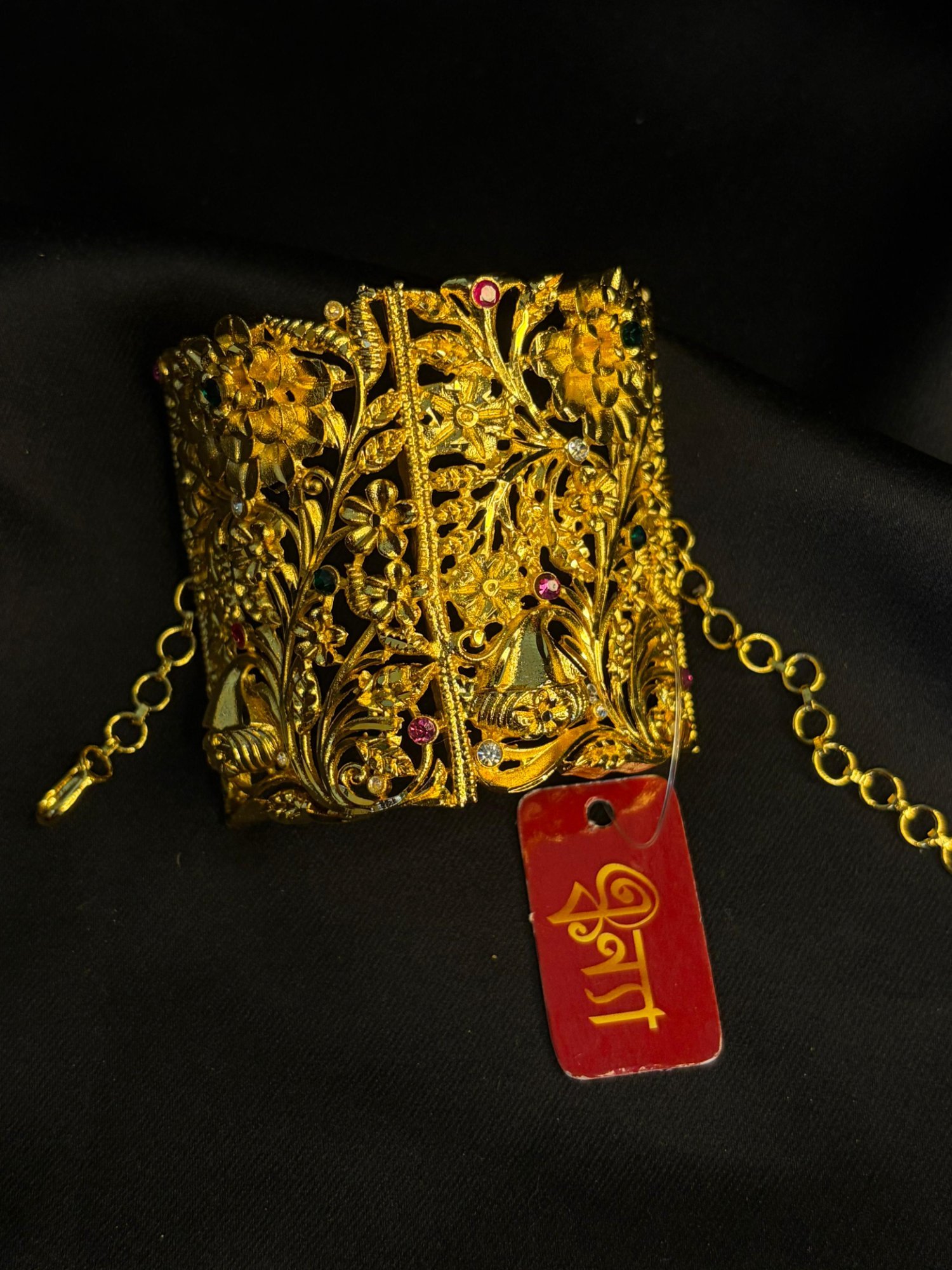 Fulpata bracelet mantasa (gold polish)