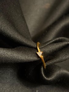 Arrow sleek finger ring