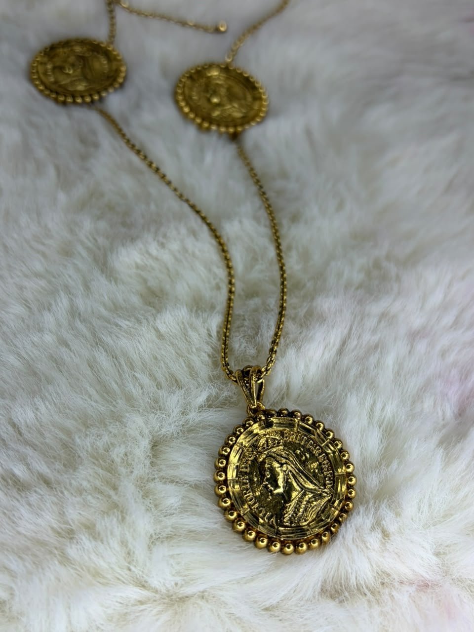 Sleek Gini Pendant(Antique)