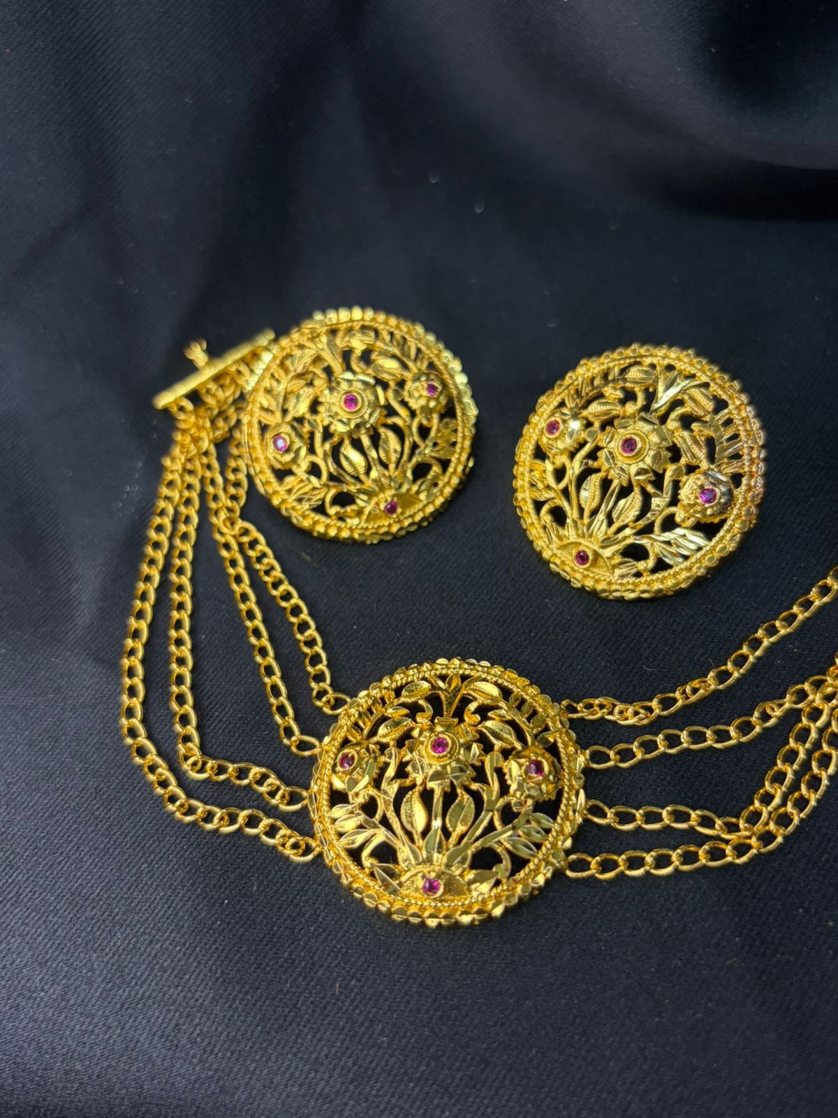 Round chain Choker