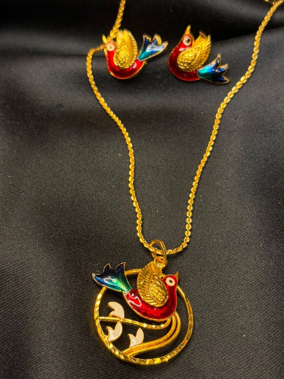 Colorful Bird Pendant Set