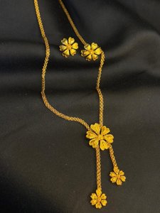 Twin Flower Tie Chain