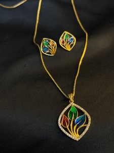 Nature Leaf Pendant Set (Multi-colour)