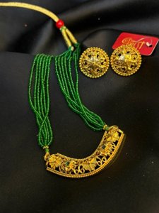 Stone setting chand pendant (with Tassel)