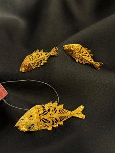 Shabeki fish pendant