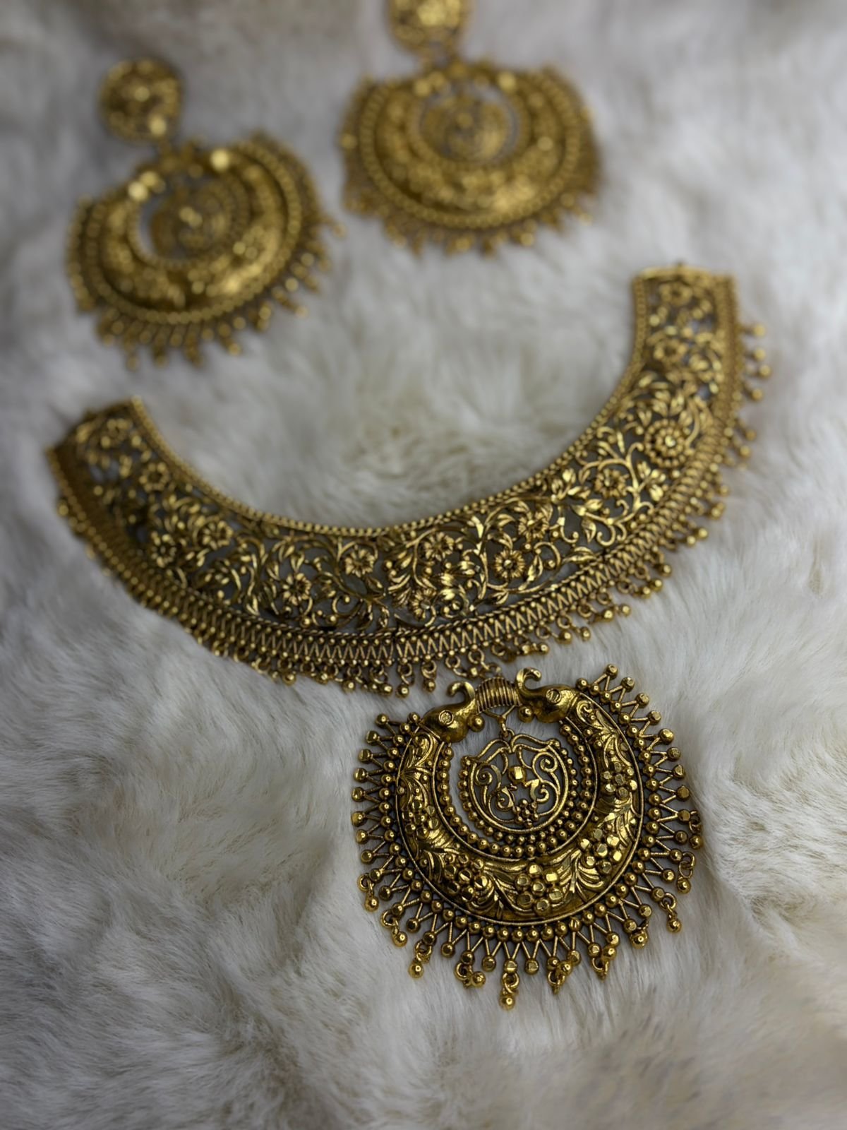 Antique customized Bridal necklace