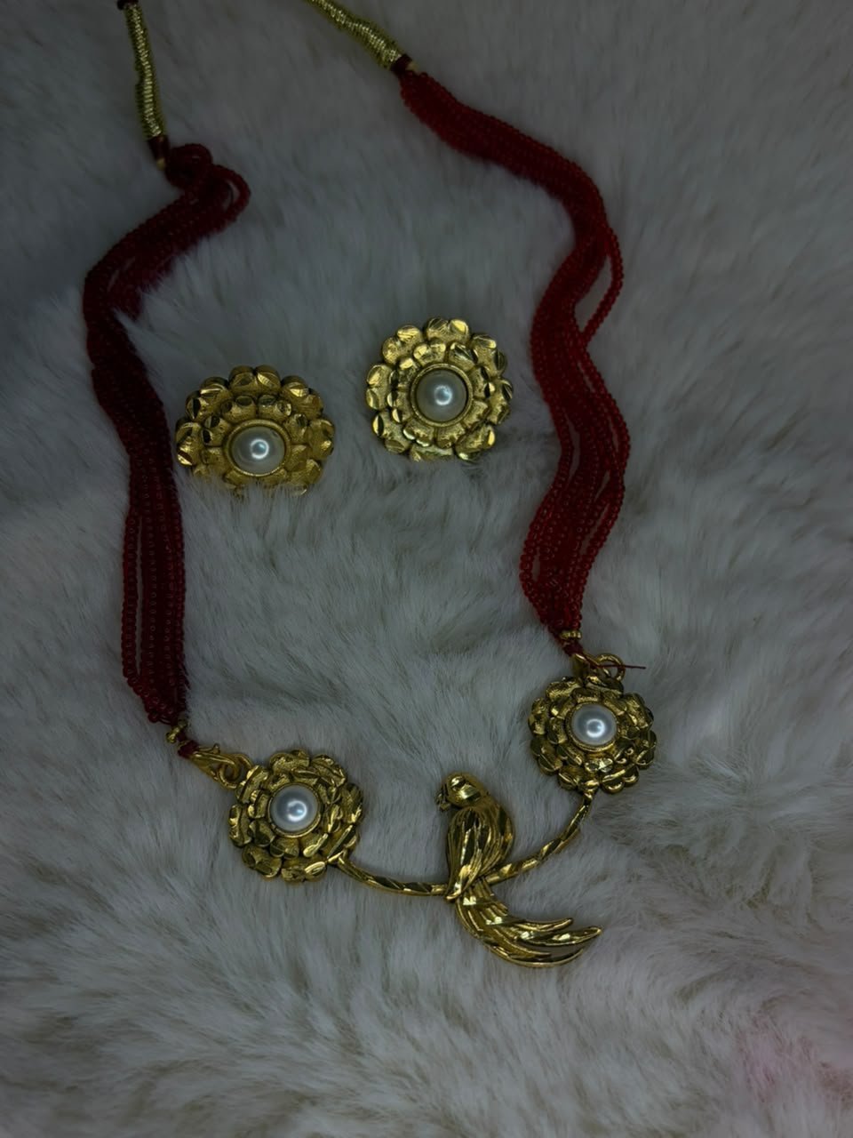 Muktanjali pakhi pendant (Antique polish)