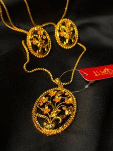 Oval Flower Pendant Set