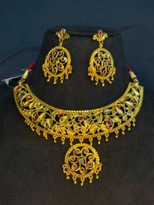 Ruby Leaf Jorowa Necklace