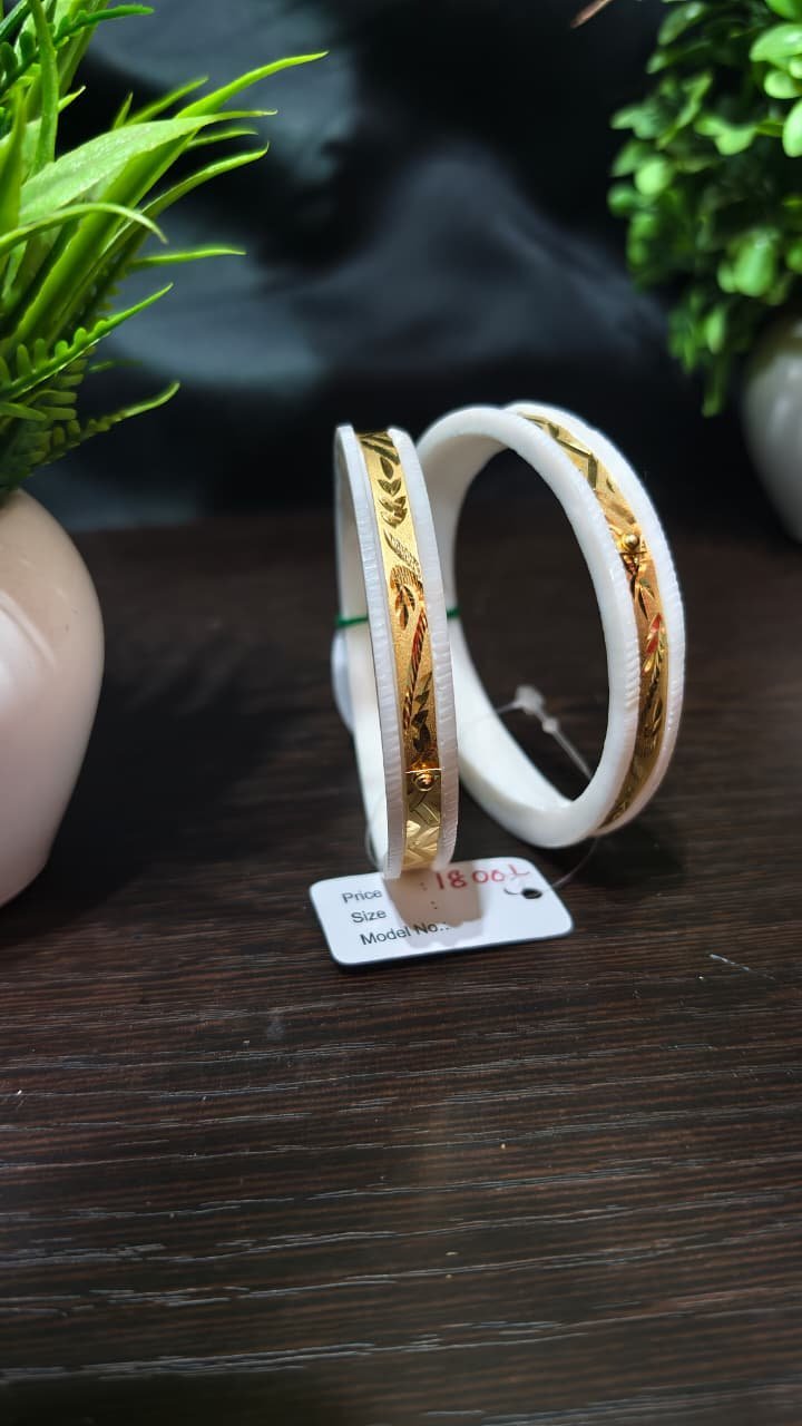 Designer Pater Sakha