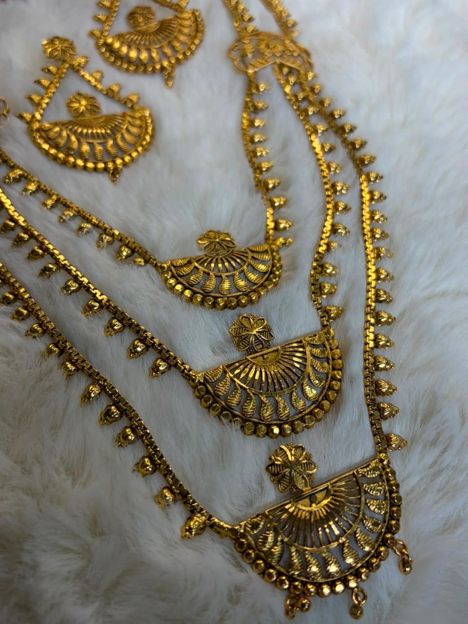 Half Chand Layer Lohori (Antique)
