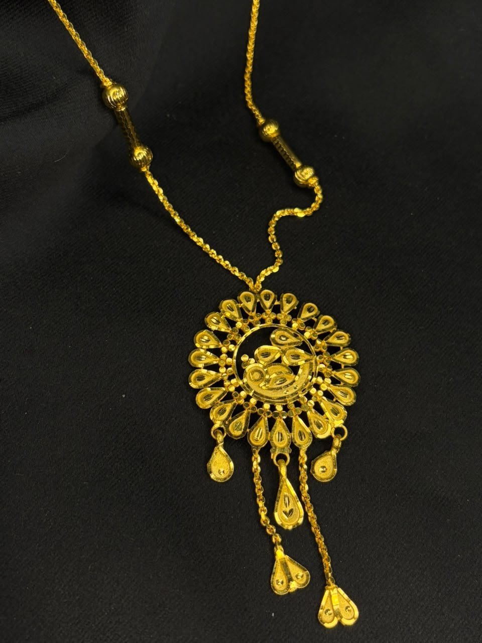 Laxmi peacock tie chain
