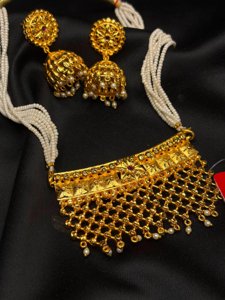 Swarna jaal pendant set