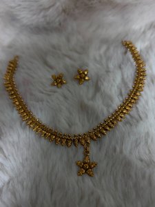 Star Sleek Necklace (Antique)