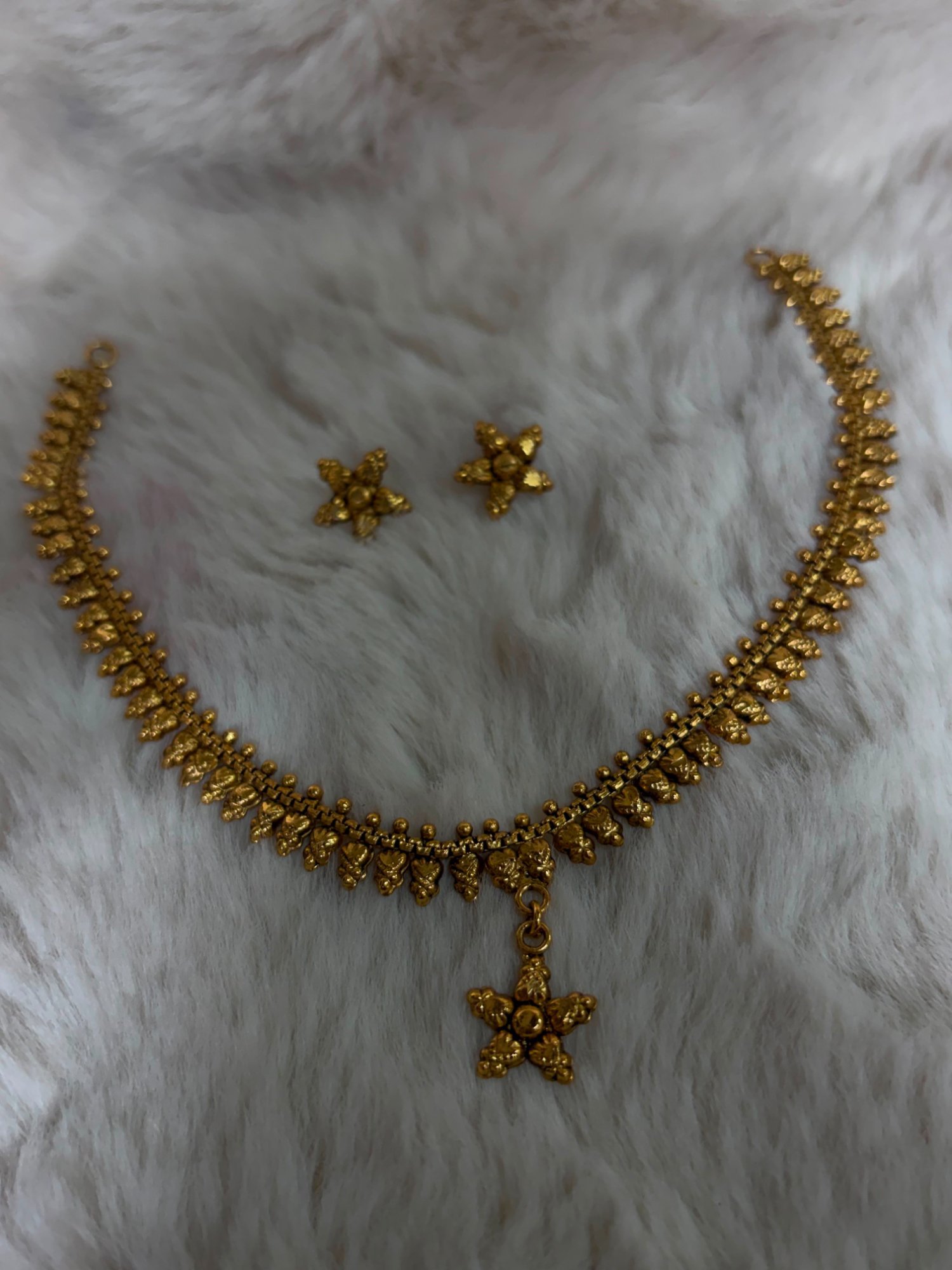 Star Sleek Necklace (Antique)