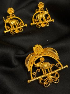 Temple Elephant Pendant Set
