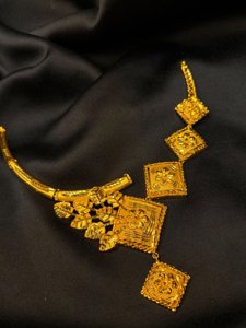 Square Leaf Necklace Set (Without Earring)