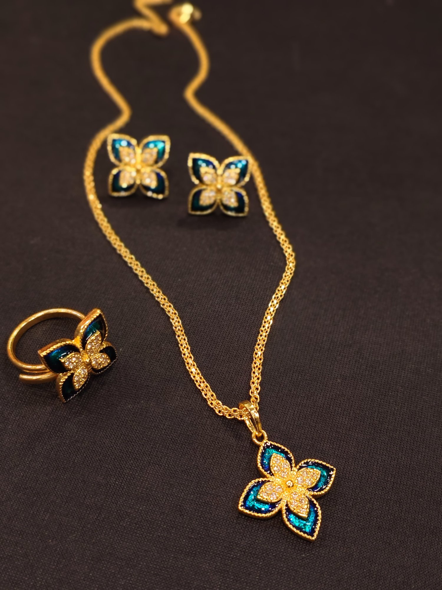 Blue Mina Stone Flower Pendant (With Earring And Fingering)  (Combo Set)