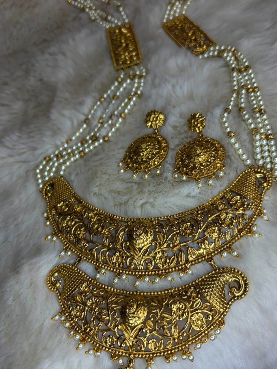 Suhasini Sita Har (Antique polish)