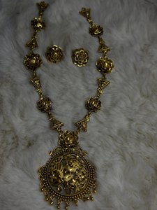 Golap tribujh long necklace (antique)
