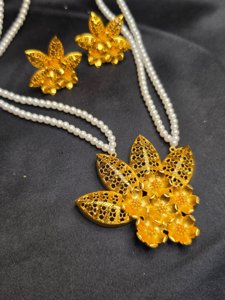 Flower Leaf  Pearl  Sitahar