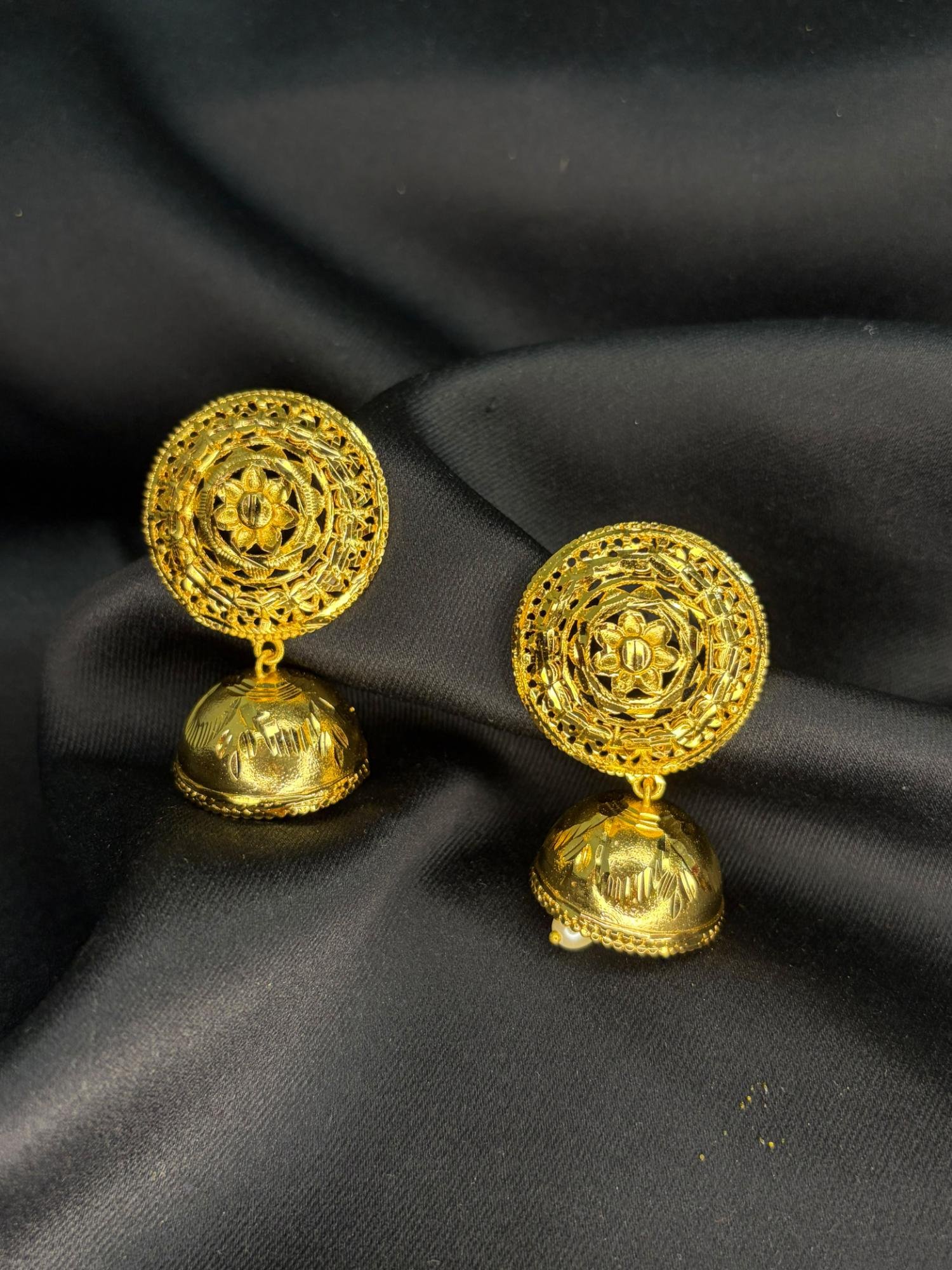 Tanjira jhumko