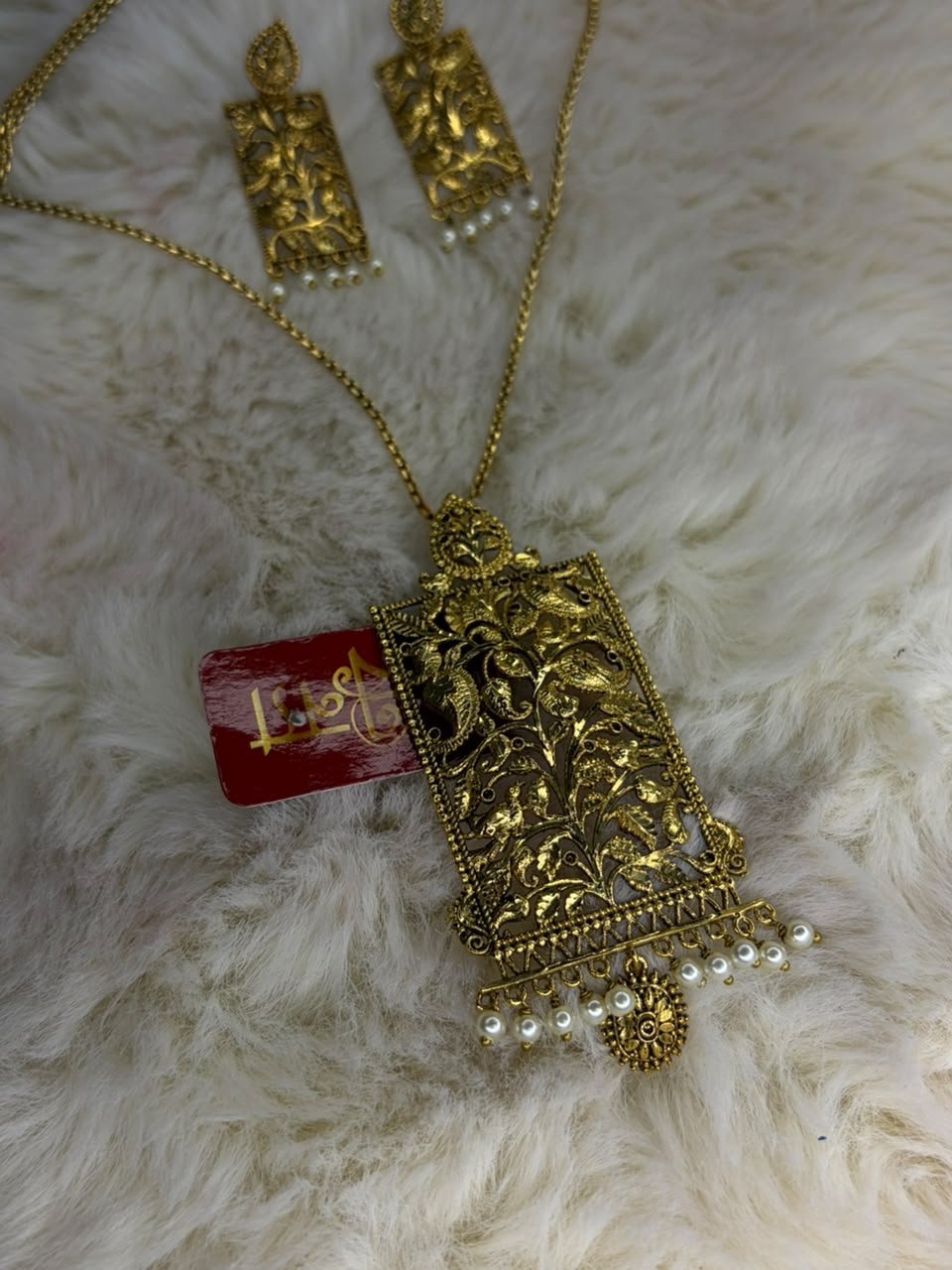 Varnika pendant Set(Antique)