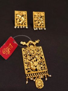 Pakhi Pendant Set (With Tercel)