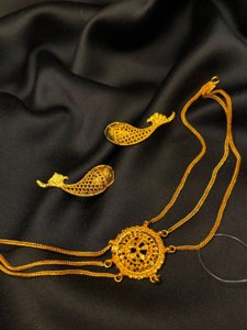 Meenakshi choker