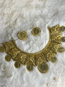 Antique shabeki bridal necklace
