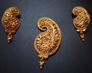 Shabeki Am kolka pendant set