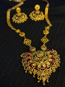 Jorowa Pink Pendant (Chain Belt)