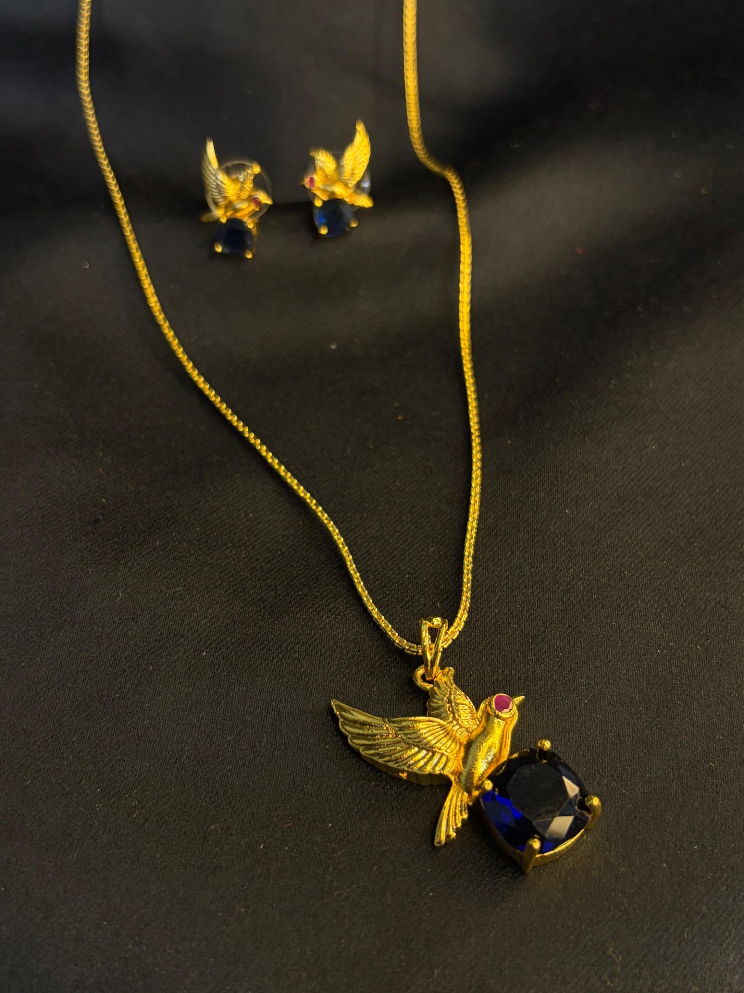 Phoenix bird pendant (midnight blue)
