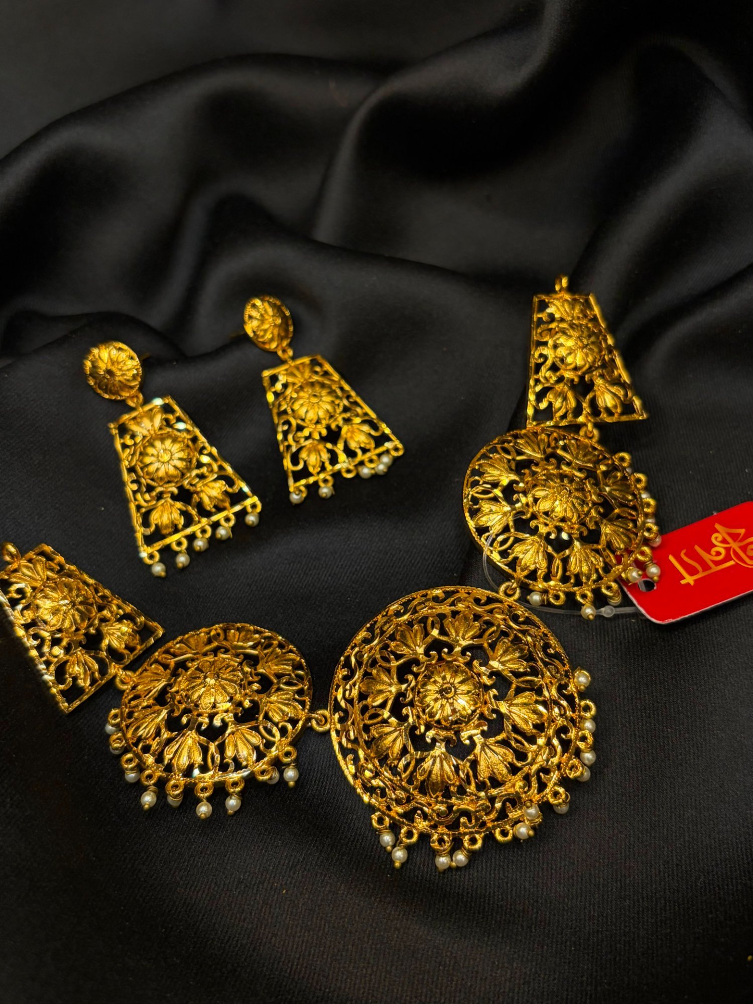 Kundan Necklace Set