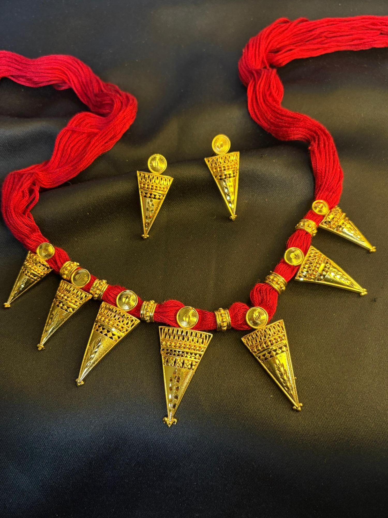 Trival necklace