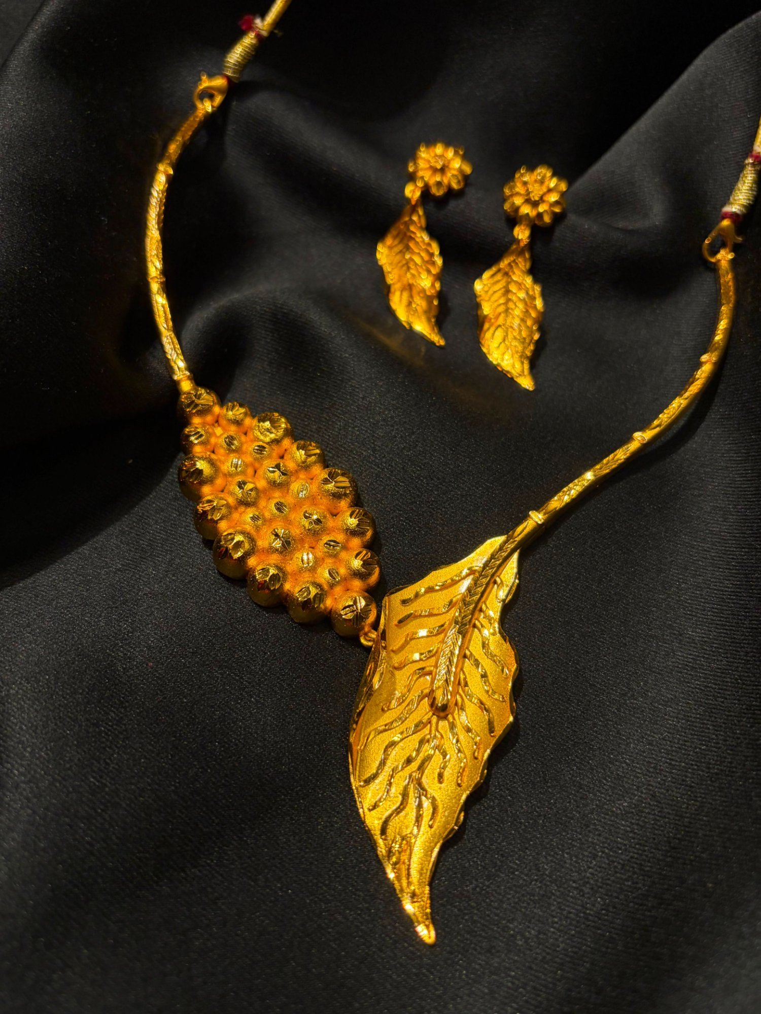 Sleek leaf hashuli
