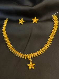 Star sleek necklace