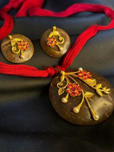 Narkel pendant