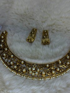 Aurna Hasuli set (Antique)