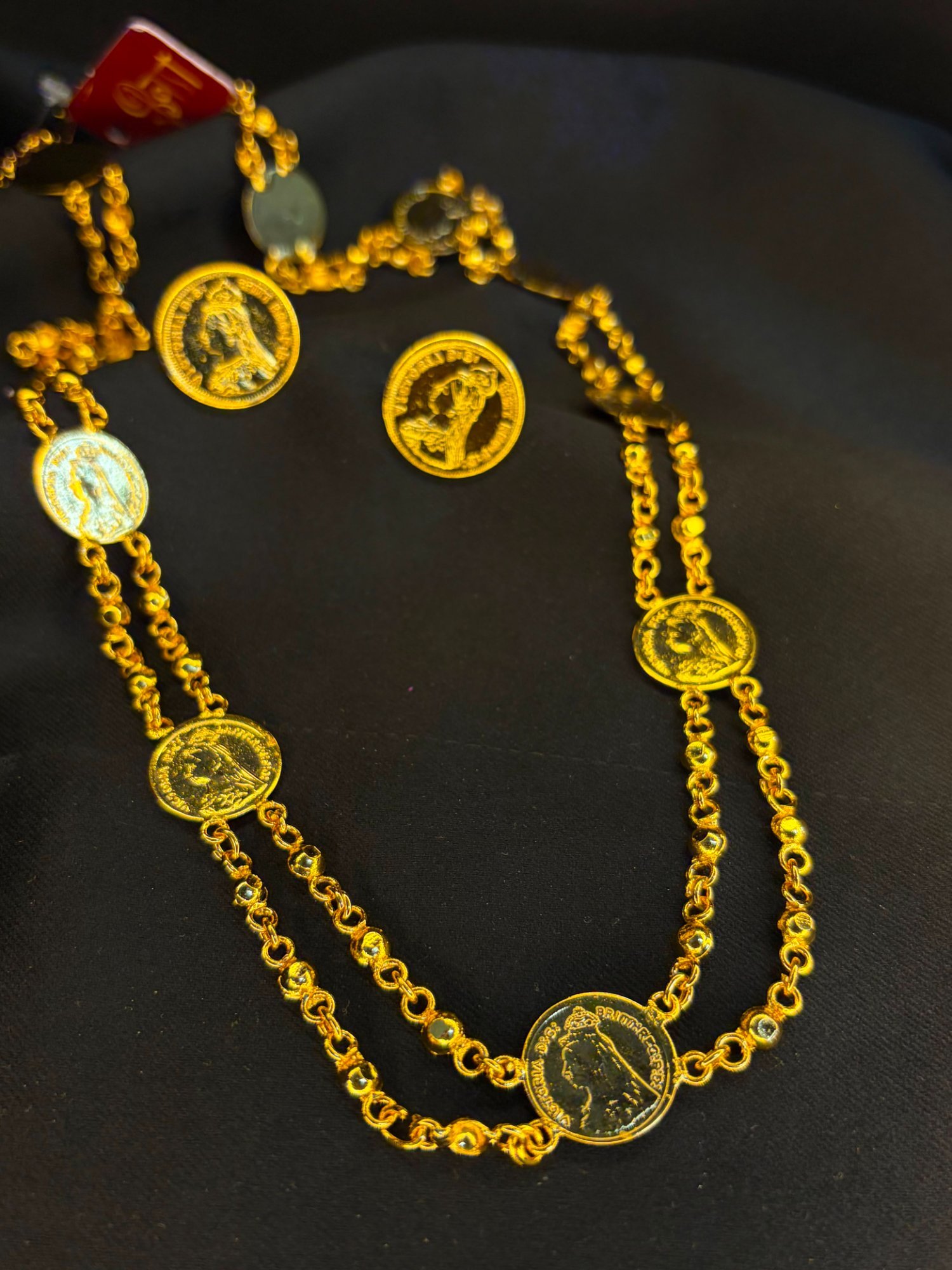 Victoria Coin Lohori Set