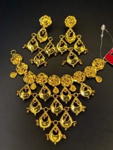 Tear drop necklace