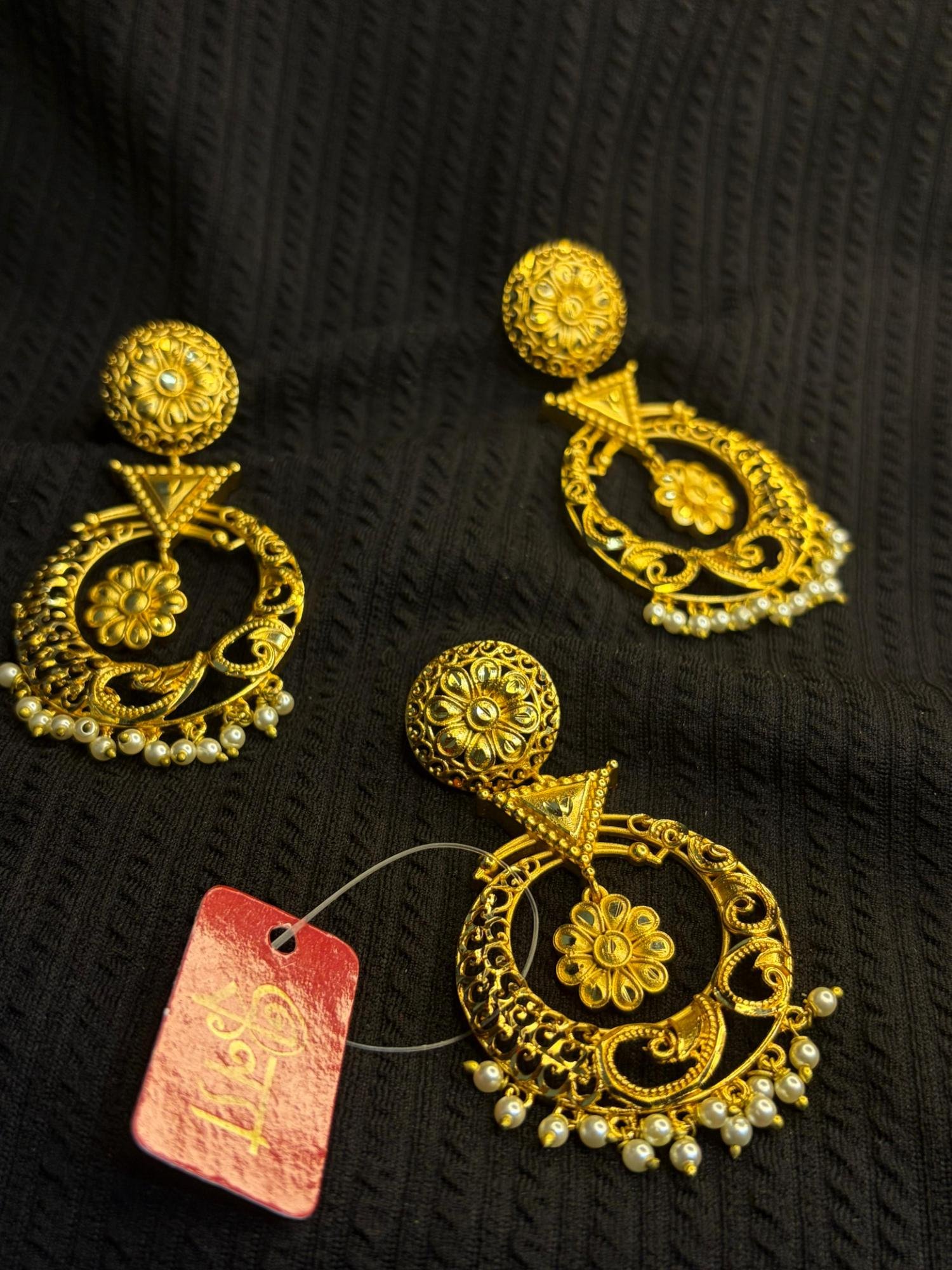 Hempushpa pearl Tana Pendant