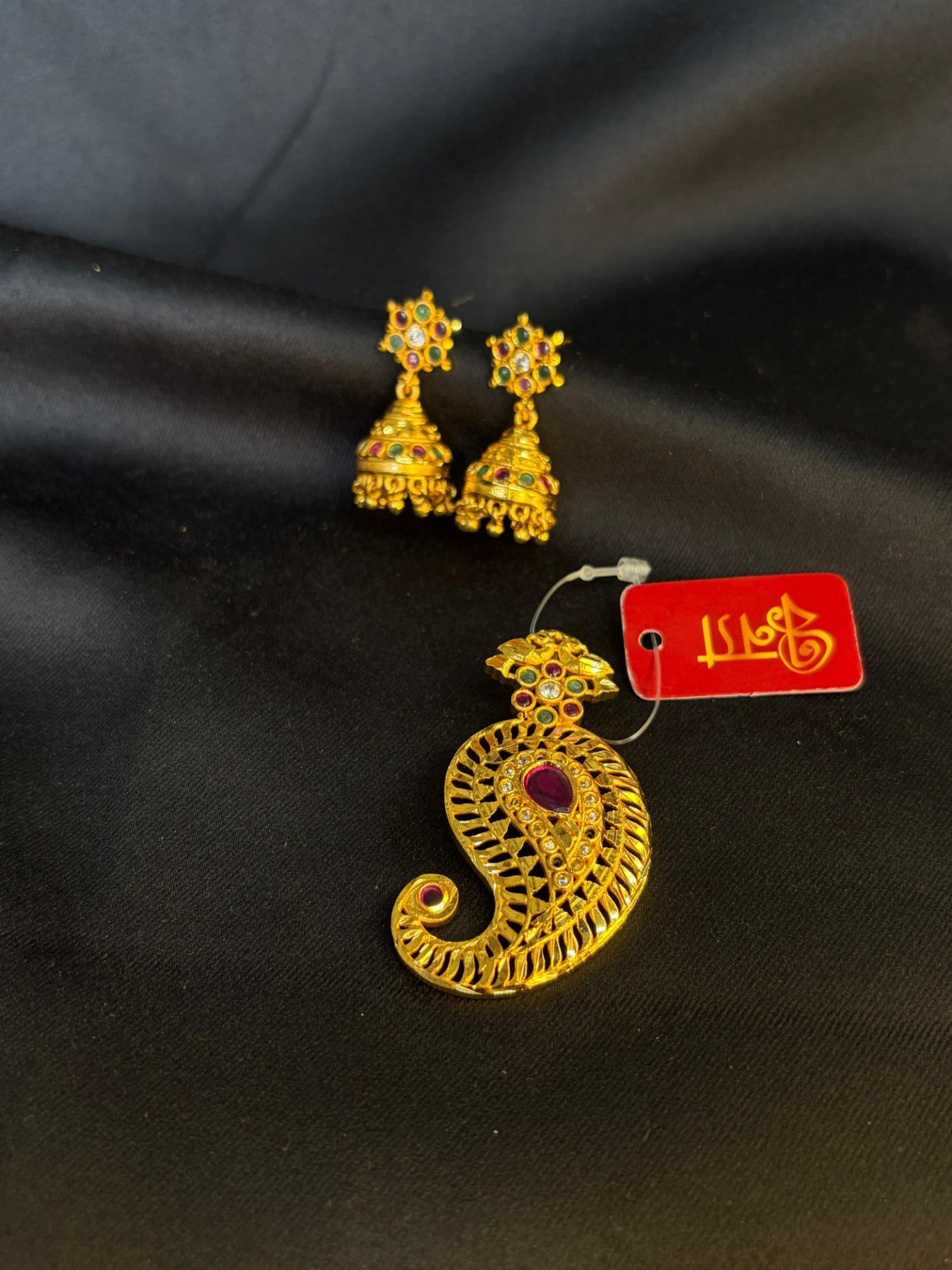 Jorowa Aam Kolka Pendant