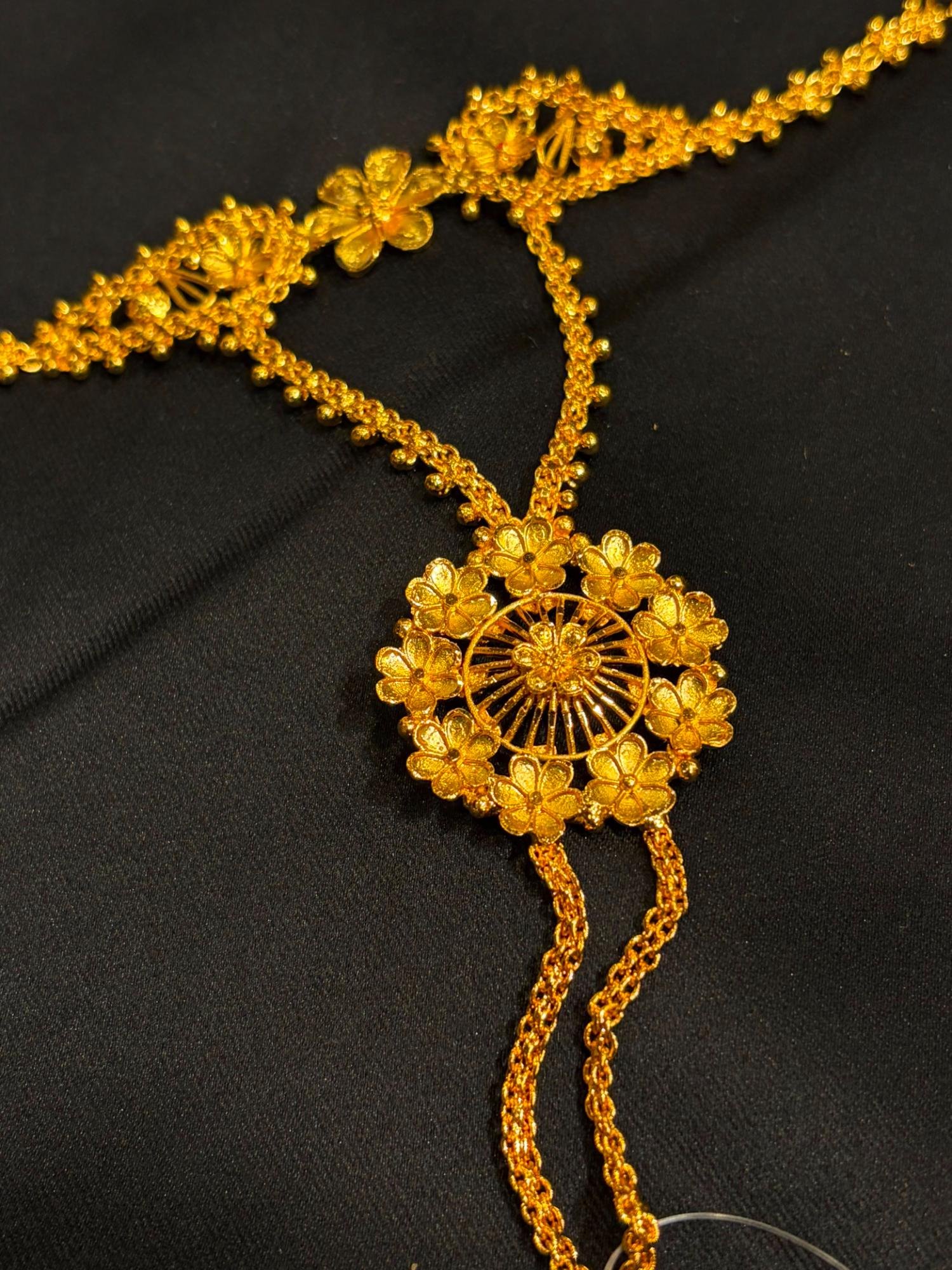Marigold Hat Poddo