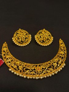 Pearl Bloom Necklace Set