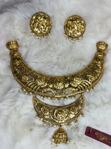 Big Half Chand Pendant (Antique)