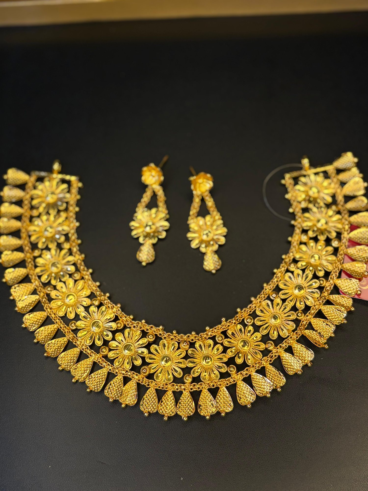 Swarna pushpa Haar