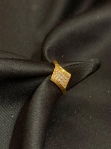 Barfi stone finger ring