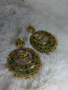 Layer kanbala white and green stone ( Antique polish)